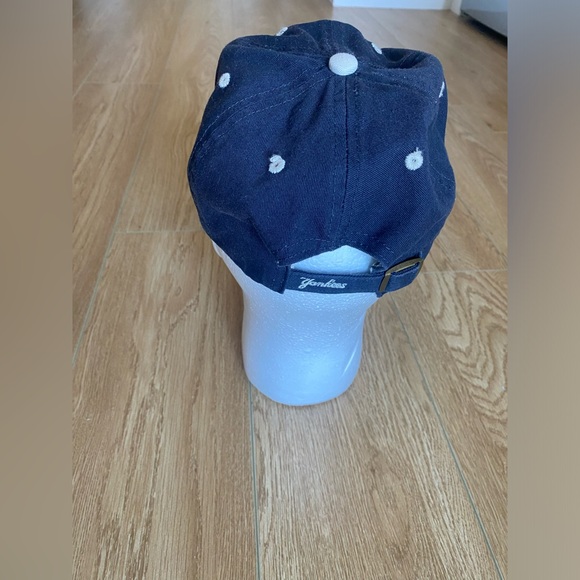 Womens vintage navy New York Yankees hat - Picture 4 of 5